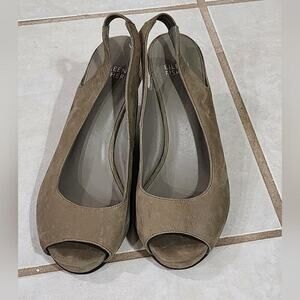 Eileen Fisher taupe Grey suede leather Wedge slingback peep toe sandals size 7.5